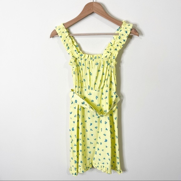 Faithfull The Brand Yellow Mid Summer Mini Dress in Lemon Luda Floral 4 Small - Picture 2 of 7
